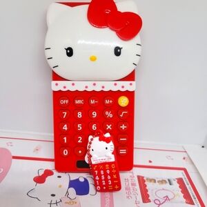 NIP Hello Kitty Calculator with Matching Attached Sanrio Hello Kitty Charm